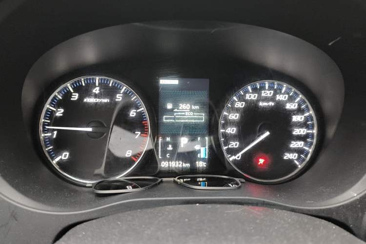 Used Mitsubishi Outlander 2013 2.4L 4x4 Luxury Navigation Edition 5 Seats Instrument Cluster