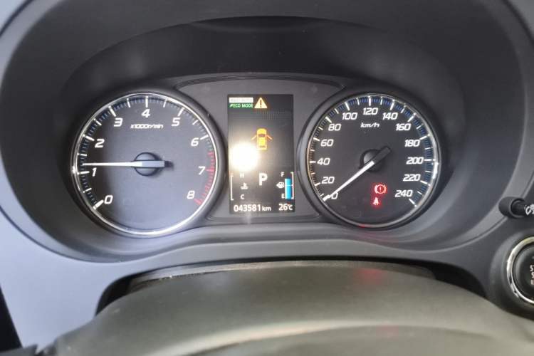 Used Mitsubishi Outlander 2013 2.4L 4x4 Luxury Navigation Edition 5 Seats Instrument Cluster