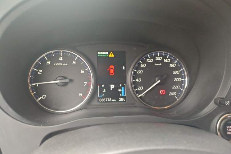 Used Mitsubishi Outlander 2013 2.4L 4x4 Luxury Navigation Edition 5 Seats Instrument Cluster
