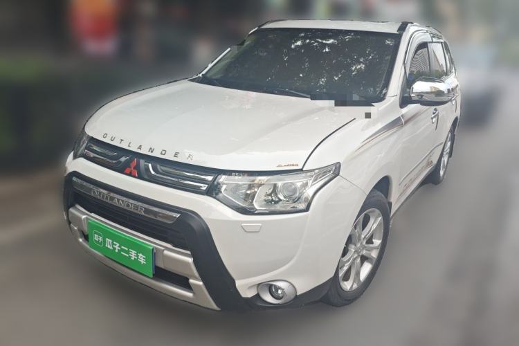 Used Mitsubishi Outlander 2013 2.4L 4x4 Luxury Navigation Edition 5 Seats Guazi used car, China used car export, Used car for sale, Used  cars, Cheapest cars for sale