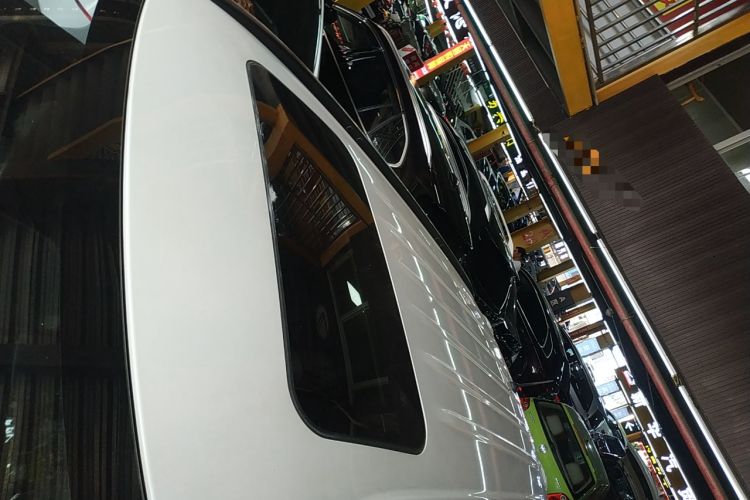 Used Mitsubishi Outlander 2013 2.4L Four-Wheel Drive Luxury Navigation Version 7 Seats Roof