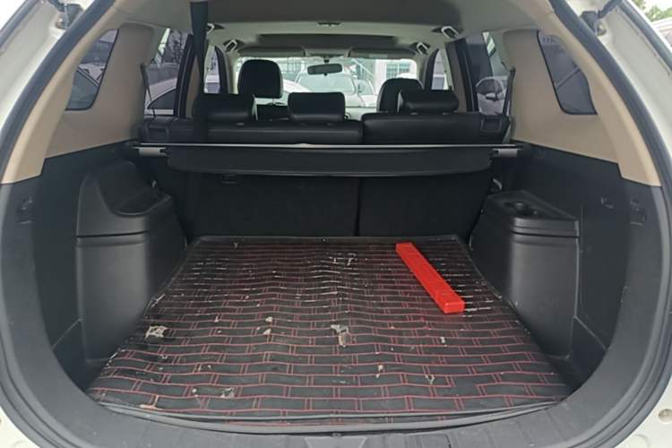 Used Mitsubishi Outlander 2013 2.4L 4x4 Luxury Navigation Edition 5 Seats Trunk