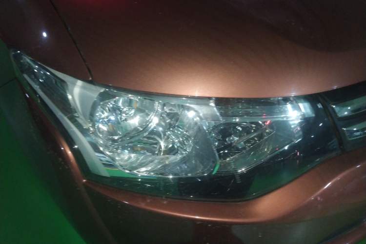 Used Mitsubishi Outlander 2013 2.0L Two-Wheel Drive Sport Navigation Version 5 Seats Right Front Headlight