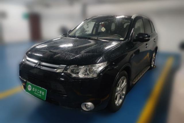 Used Mitsubishi Outlander 2014 2.4L 4x4 Deluxe Value Edition 5 Seats
