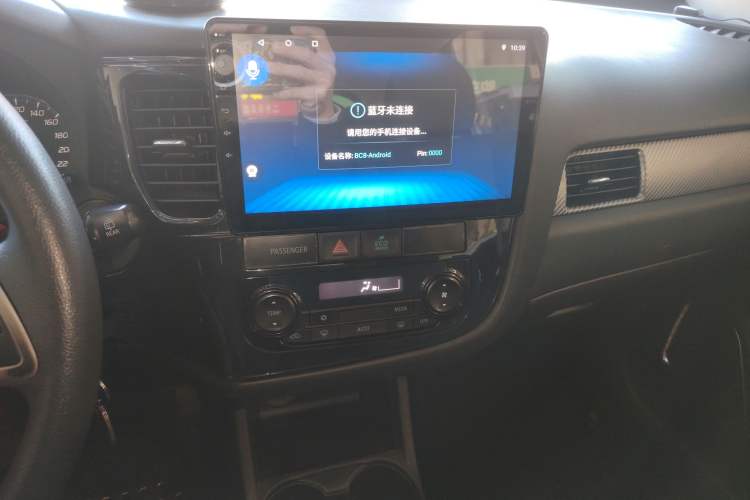 Used Mitsubishi Outlander 2014 2.0L Two-Wheel Drive Sport Value Edition 5 Seats Audio And AC Panel