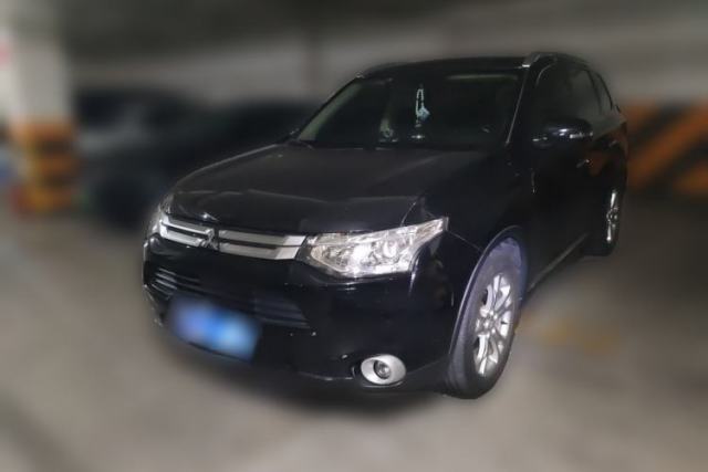 Used Mitsubishi Outlander 2014 2.4L 4x4 Deluxe Value Edition 5 Seats
