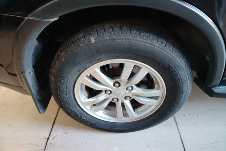 Used Mitsubishi Outlander 2014 2.0L Two-Wheel Drive Sport Value Edition 5 Seats Exterior 7