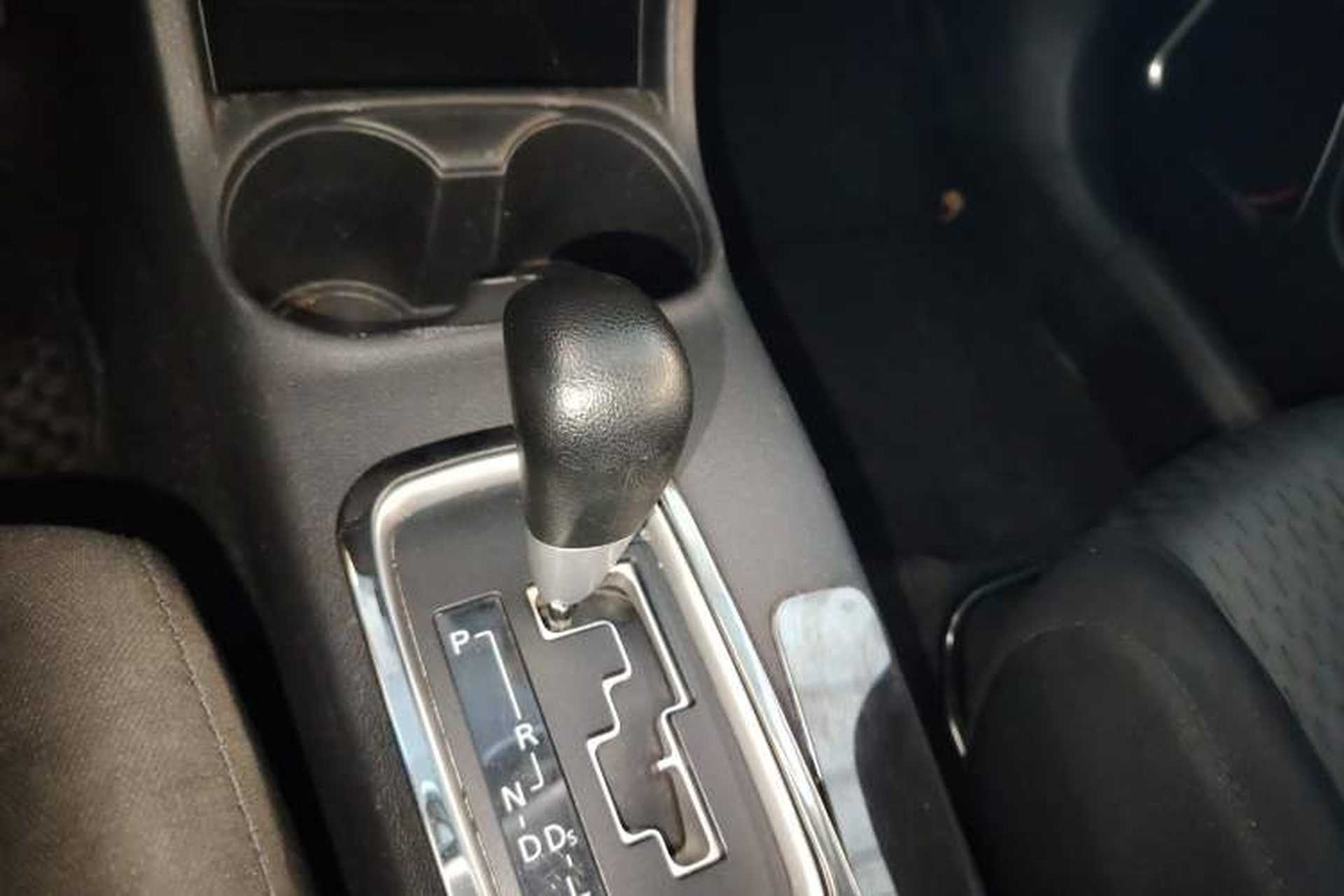 Used Mitsubishi Outlander 2014 2.0L Two-Wheel Drive Sport Value Edition 5 Seats Gear Lever