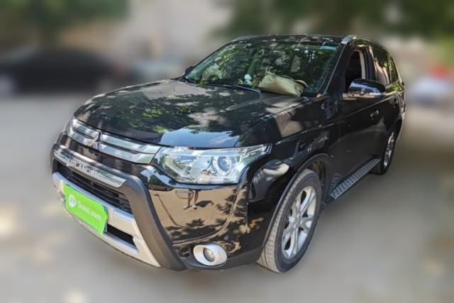 Used Mitsubishi Outlander 2014 2.4L 4x4 Deluxe Value Edition 5 Seats