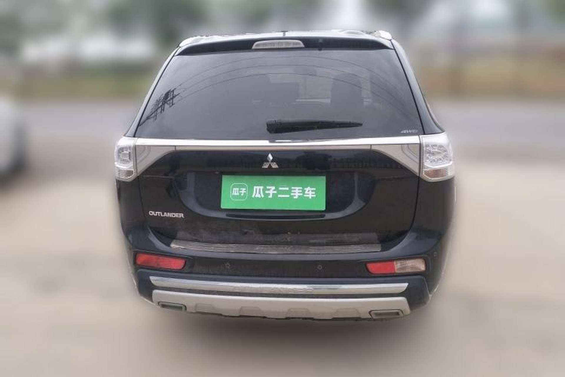 Used Mitsubishi Outlander 2014 2.4L 4x4 Deluxe Value Edition 5 Seats Rear