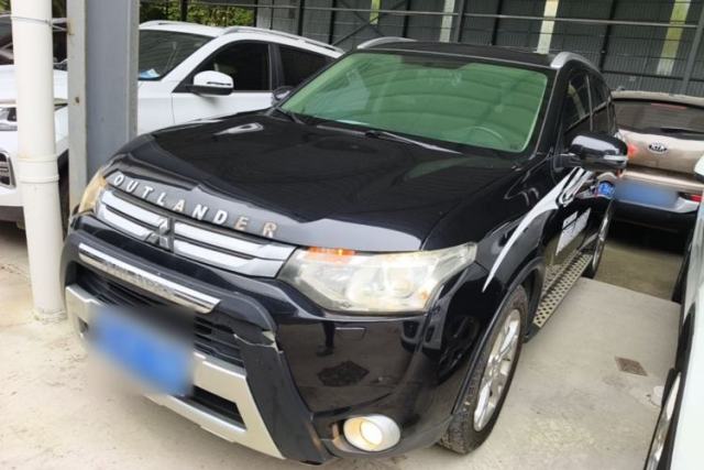 Used Mitsubishi Outlander 2014 2.4L 4x4 Deluxe Value Edition 5 Seats