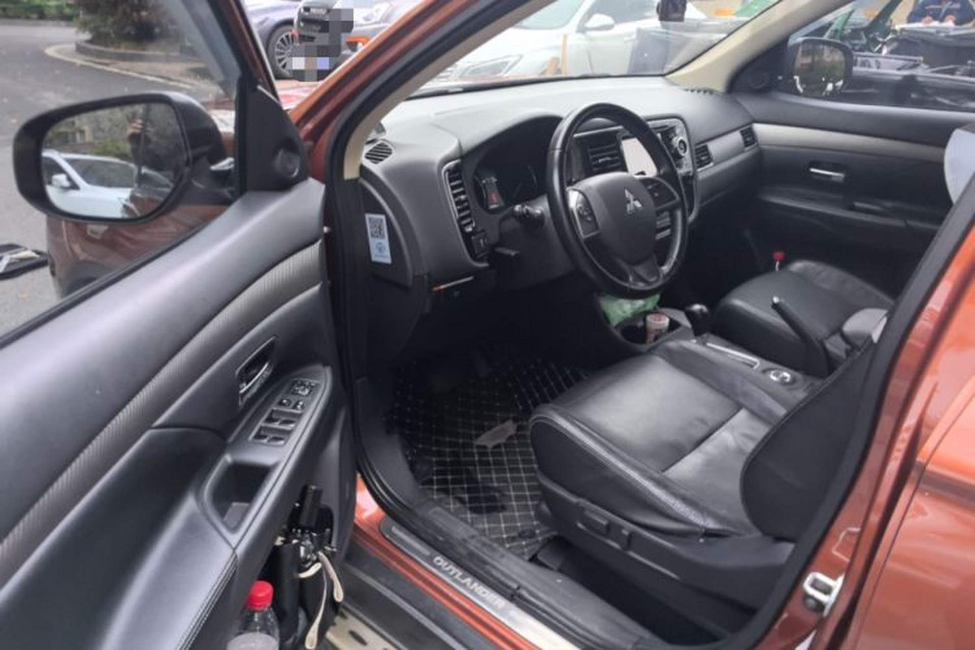 Used Mitsubishi Outlander 2014 2.4L 4x4 Deluxe Value Edition 5 Seats Driver Seat