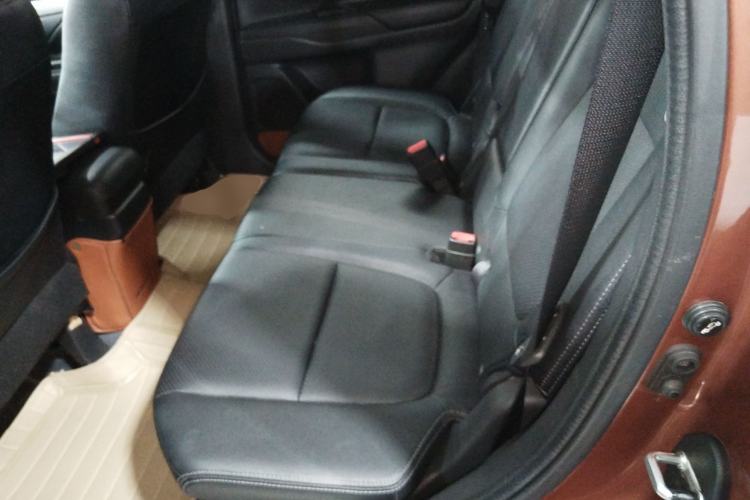 Used Mitsubishi Outlander 2014 2.4L 4x4 Deluxe Value Edition 5 Seats Left Rear Seat
