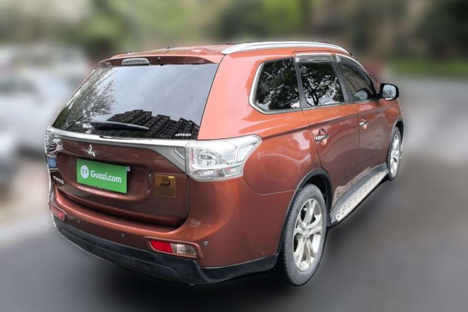 Used Mitsubishi Outlander 2014 2.4L 4x4 Deluxe Value Edition 5 Seats Rear Right 45 Deg