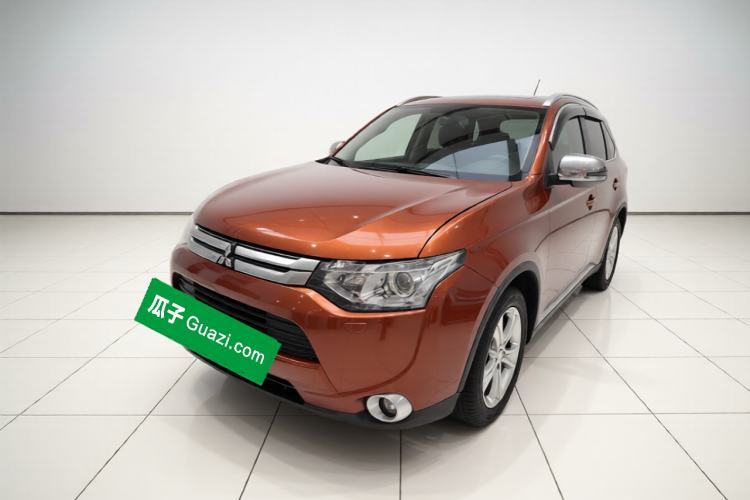 Ojetý Mitsubishi Outlander 2014 2.4L 4x4 Deluxe Value Edition 7 Seats Guazi used car, China used car export, Used car for sale, Used  cars, Cheapest cars for sale
