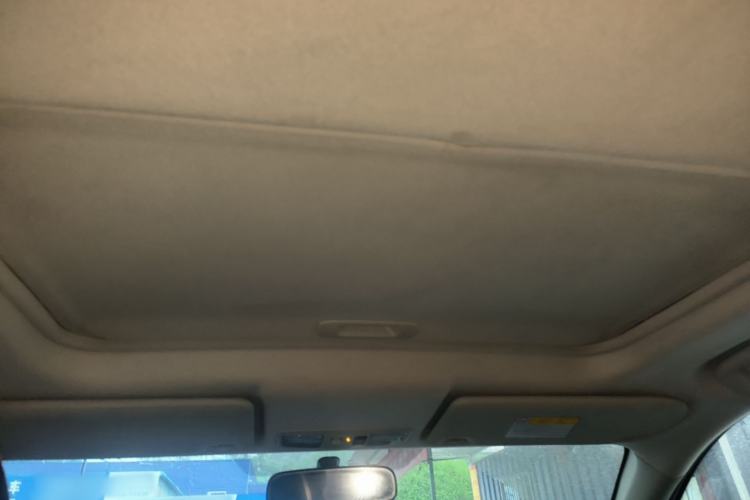 Used Mitsubishi Outlander 2014 2.4L 4x4 Deluxe Value Edition 7 Seats Headliner