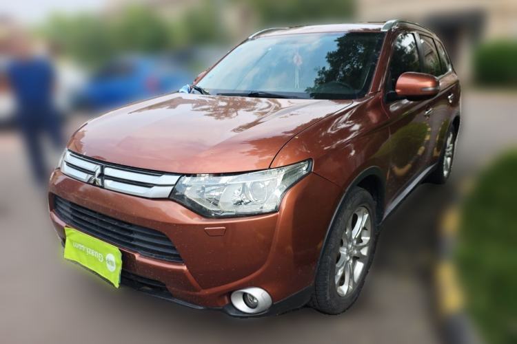 Used Mitsubishi Outlander 2014 2.4L 4x4 Deluxe Value Edition 5 Seats Guazi used car, China used car export, Used car for sale, Used  cars, Cheapest cars for sale