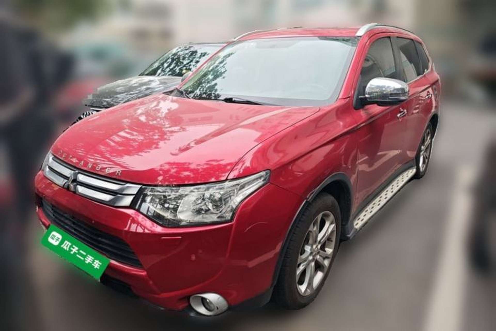 Used Mitsubishi Outlander 2014 2.4L 4x4 Deluxe Value Edition 5 Seats Front Left 45 Deg