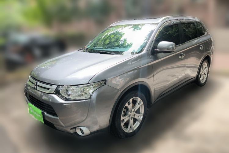 Used Mitsubishi Outlander 2014 2.4L 4x4 Deluxe Value Edition 5 Seats Guazi used car, China used car export, Used car for sale, Used  cars, Cheapest cars for sale