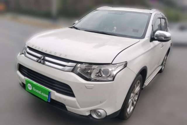 Used Mitsubishi Outlander 2014 2.4L 4x4 Deluxe Value Edition 5 Seats