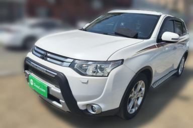 Used Mitsubishi Outlander 2014 2.4L 4x4 Deluxe Value Edition 5 Seats