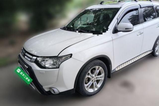 Used Mitsubishi Outlander 2014 2.4L 4x4 Deluxe Value Edition 5 Seats