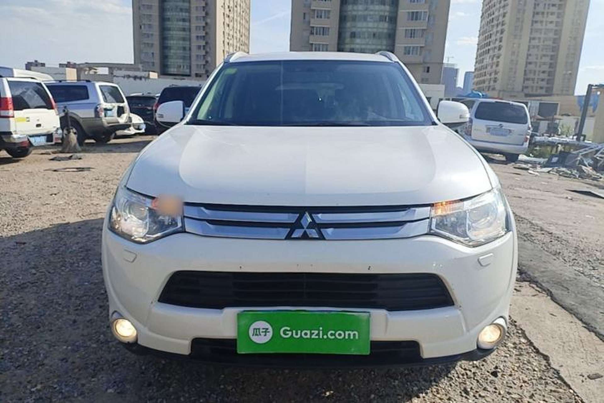 Used Mitsubishi Outlander 2014 2.4L 4x4 Deluxe Value Edition 5 Seats Front