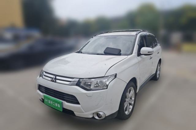 Used Mitsubishi Outlander 2014 2.4L 4x4 Deluxe Value Edition 5 Seats
