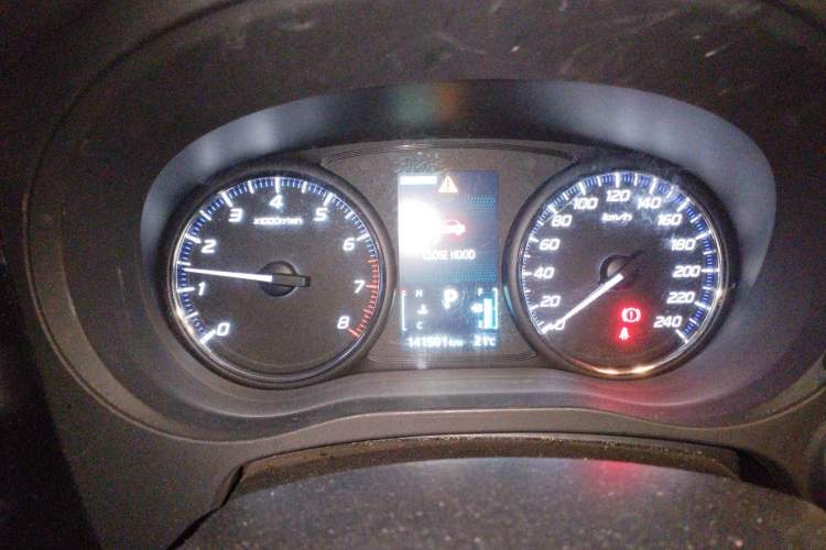 Used Mitsubishi Outlander 2014 2.4L 4x4 Deluxe Value Edition 7 Seats Instrument Cluster