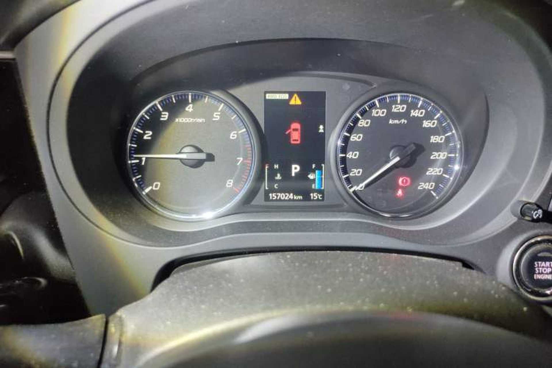 Used Mitsubishi Outlander 2014 2.4L 4x4 Deluxe Value Edition 7 Seats Instrument Cluster