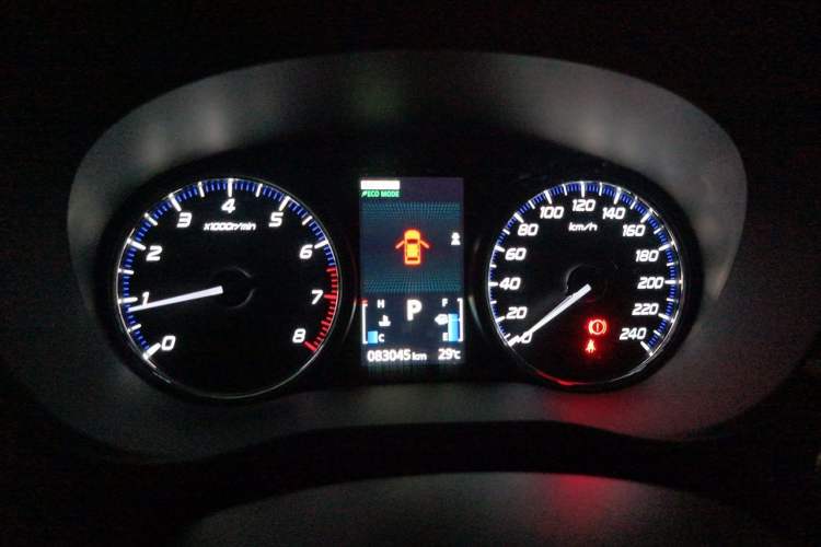 Used Mitsubishi Outlander 2014 2.4L 4x4 Deluxe Value Edition 5 Seats Instrument Cluster