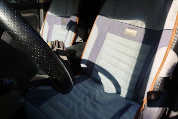 Used Mitsubishi Outlander 2014 2.4L 4x4 Deluxe Value Edition 5 Seats Left Front Seat