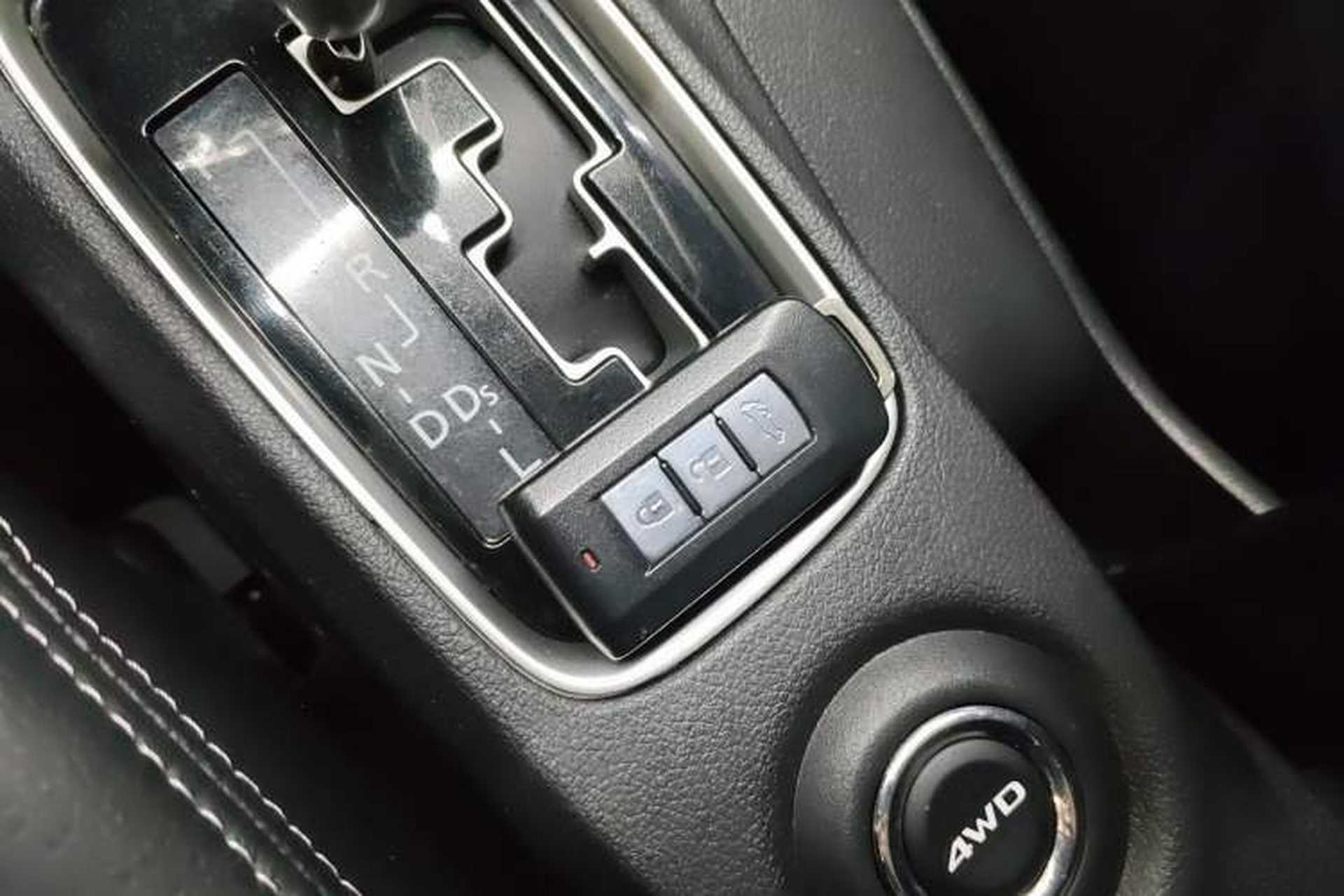 Used Mitsubishi Outlander 2014 2.4L 4x4 Deluxe Value Edition 5 Seats Vehicle Key