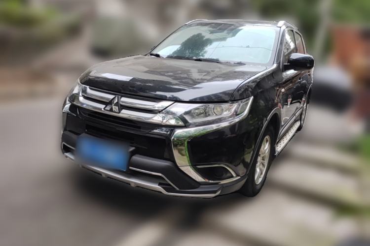 Used Mitsubishi Outlander 2016 2.0L Two-Wheel Drive Fashion Edition 5 Seats Guazi used car, China used car export, Used car for sale, Used  cars, Cheapest cars for sale
