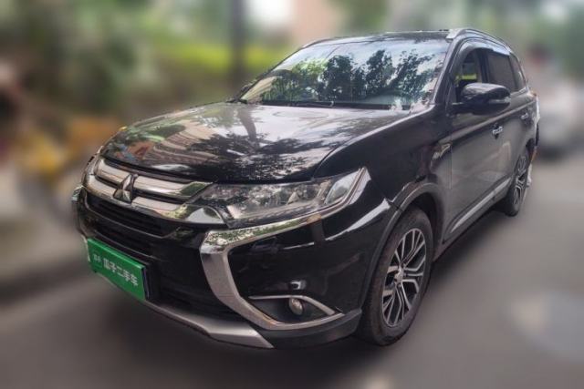 Used Mitsubishi Outlander 2016 2.4L 4x4 Elite Edition 7-Seater