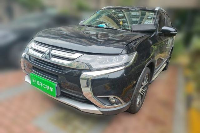 Used Mitsubishi Outlander 2016 2.4L 4x4 Prestige Edition 7-Seater