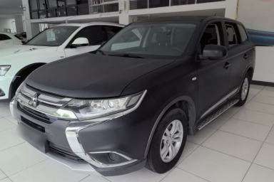 Used Mitsubishi Outlander 2016 2.0L Two-Wheel Drive Fashion Edition 5 Seats