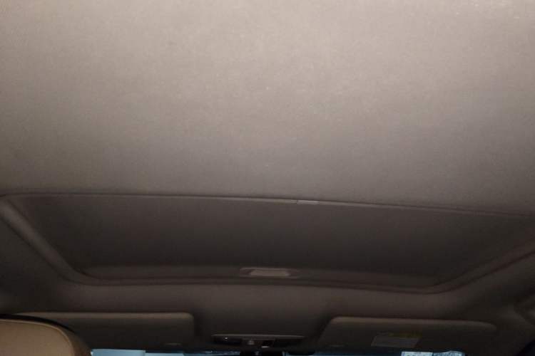 Used Mitsubishi Outlander 2016 2.4L 4x4 Elite Edition 5 Seats Headliner