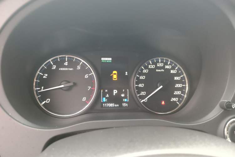 Used Mitsubishi Outlander 2016 2.4L 4x4 Elite Edition 7-Seater Instrument Cluster