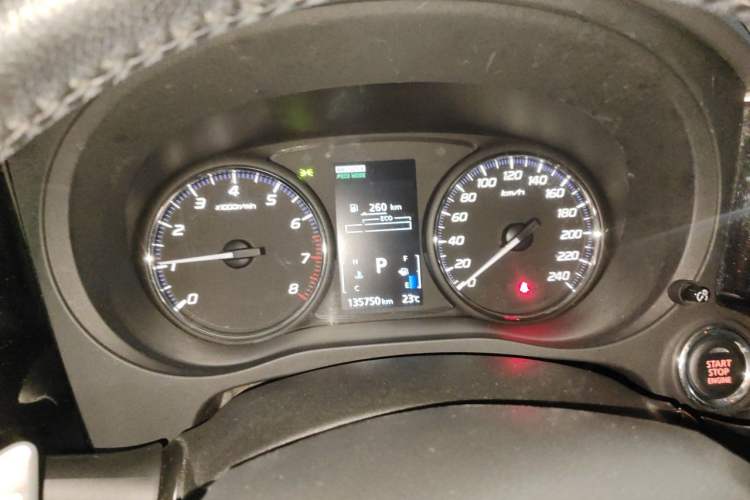 Used Mitsubishi Outlander  Instrument Cluster