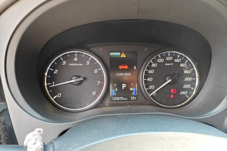 Used Mitsubishi Outlander 2016 2.4L 4x4 Elite Edition 5 Seats Instrument Cluster
