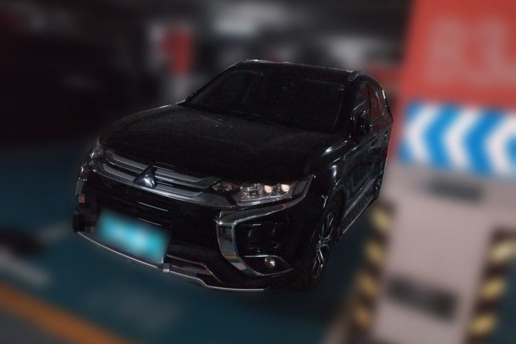 Used Mitsubishi Outlander 2016 2.4L 4x4 Luxury Edition 7-Seater Guazi used car, China used car export, Used car for sale, Used  cars, Cheapest cars for sale