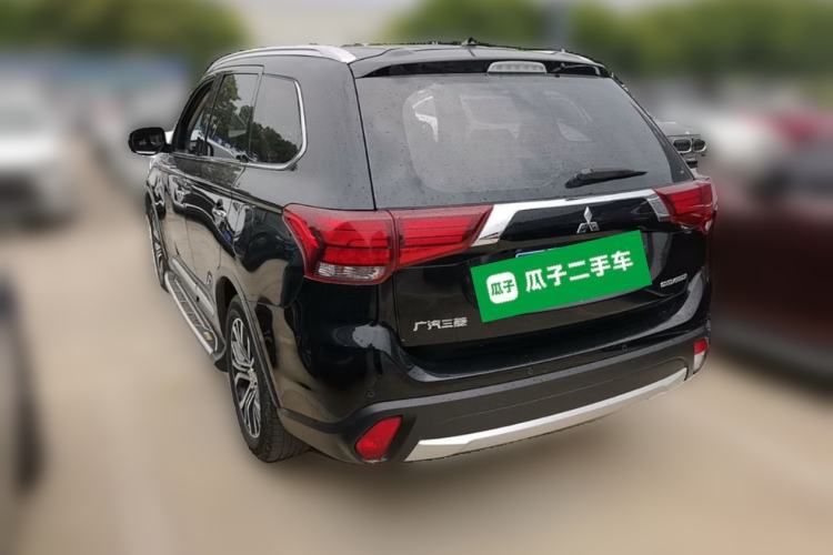 Used Mitsubishi Outlander 2016 2.4L 4x4 Elite Edition 5 Seats Rear Left 45 Deg