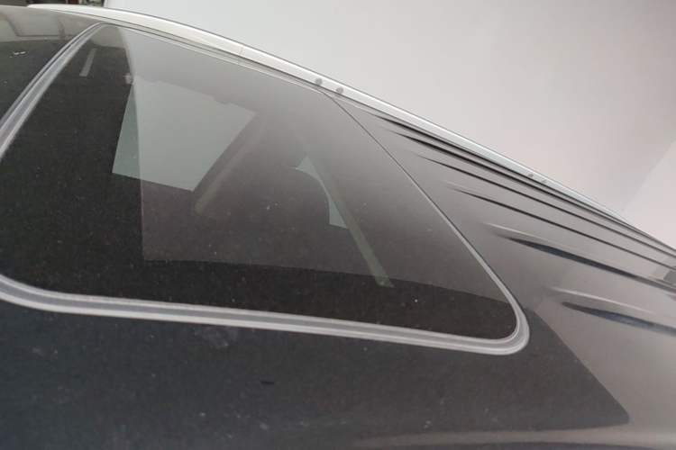 Used Mitsubishi Outlander 2016 2.4L 4x4 Elite Edition 5 Seats Roof