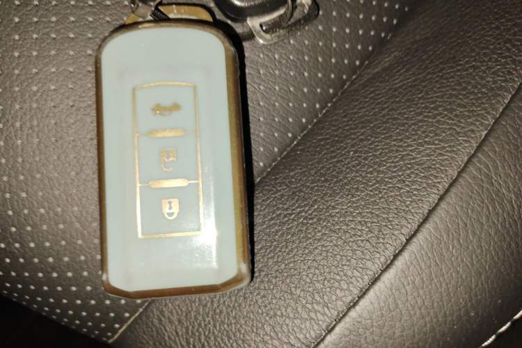 Used Mitsubishi Outlander  Vehicle Key