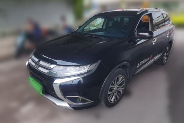 Used Mitsubishi Outlander 2016 2.4L 4x4 Luxury Edition 7-Seater