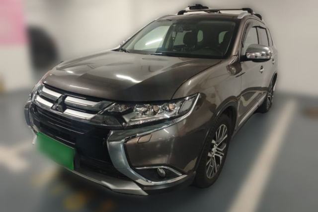 Used Mitsubishi Outlander 2016 2.4L 4x4 Elite Edition 7-Seater