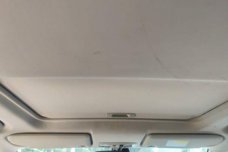 Used Mitsubishi Outlander 2016 2.4L 4x4 Elite Edition 7-Seater Headliner