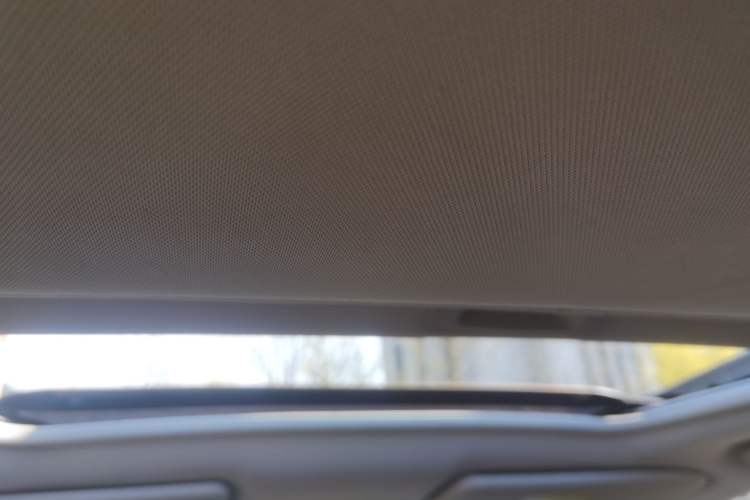Used Mitsubishi Outlander 2016 2.4L 4x4 Elite Edition 5 Seats Headliner