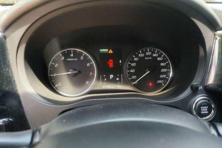 Used Mitsubishi Outlander 2016 2.4L 4x4 Elite Edition 7-Seater Instrument Cluster